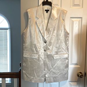 Topshop Sleeveless OFF WHITE CREAM Satin blazer romper, size 12